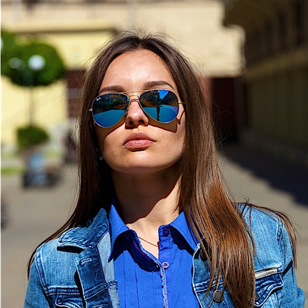 Ray-Ban Blue Aviator Sunglasses - Picture 11 of 14